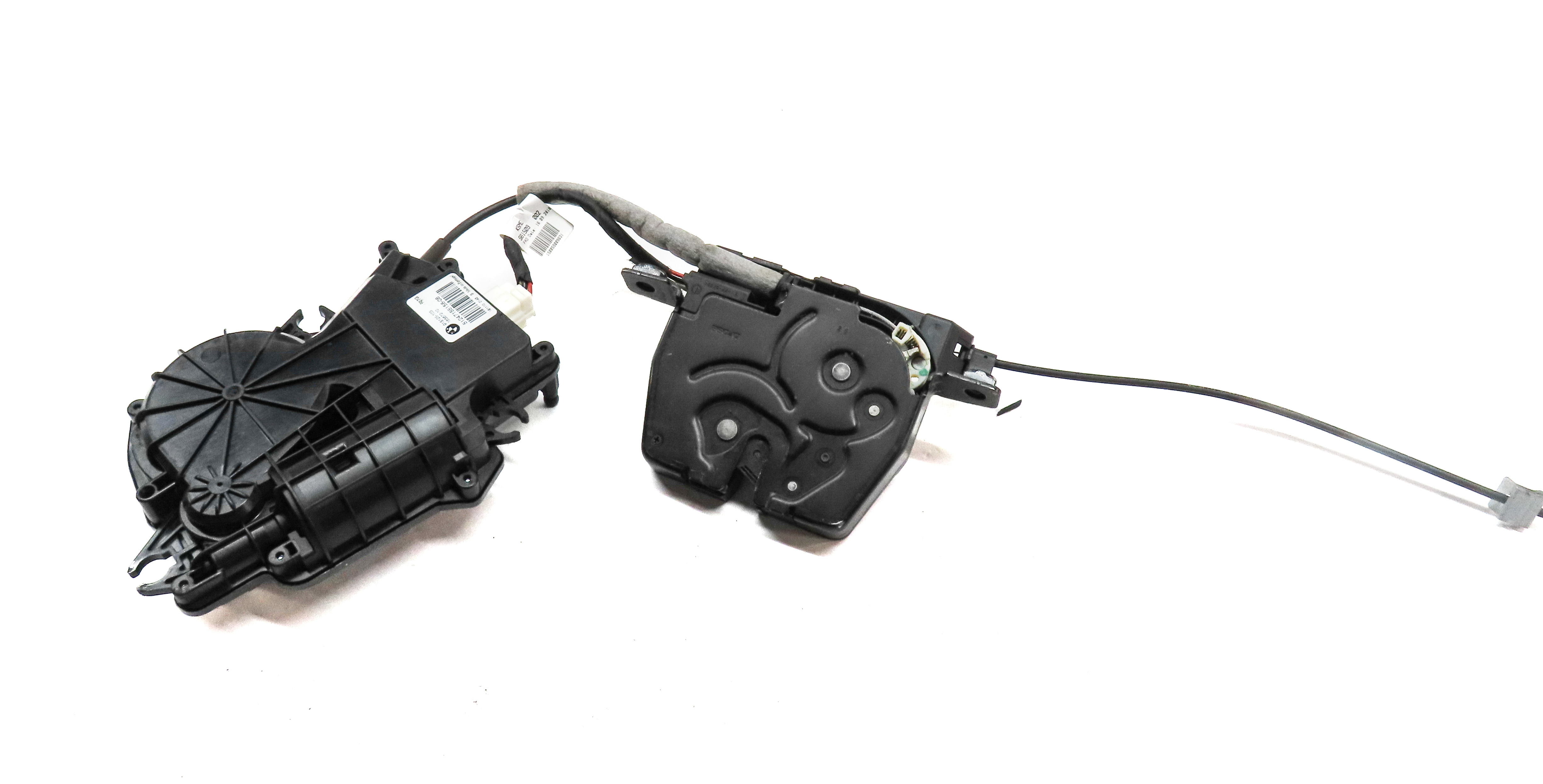 2011 BMW 535XiGT (F07) REAR TRUNK HATCH LID LOWER LOCK LATCH ACTUATOR — exact item pictured